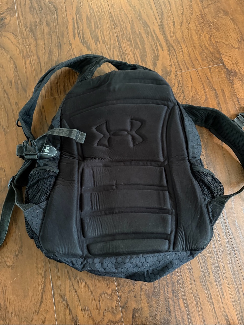 Under Armour Backpack - Picture 2 of 4